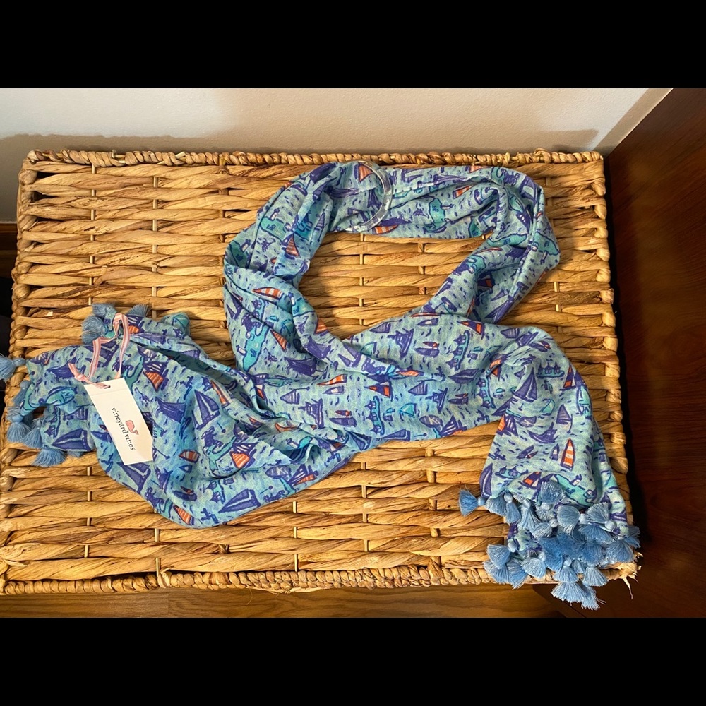 Vineyard Vines Scarf